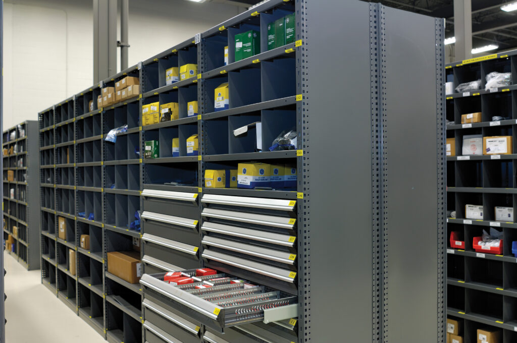 Rousseau Métal Inc. Spider shelving system